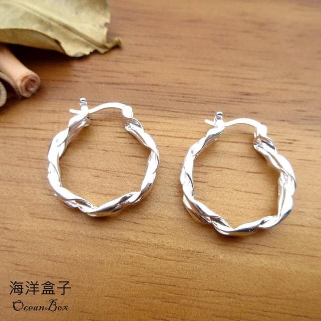 【海洋盒子】極簡亮面不規則扭轉線條S925純銀針式易扣耳環.圈圈耳環