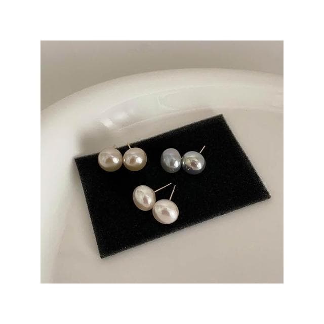 【FEE BABY】【Fee現貨3色新品】925純銀高級感饅頭珍珠耳釘🔥耳針 耳環 配飾 珍珠光 耳飾 復古 輕奢氣質 女生飾品 韓系耳環