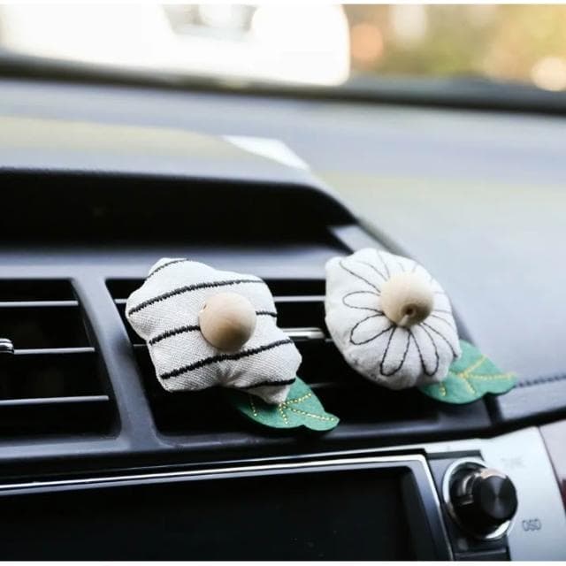 《文創旗艦店》車用擴香夾-雛菊 2137002（布釦／香氛／器具／擴香／木質／交換禮物／Jeantopia）