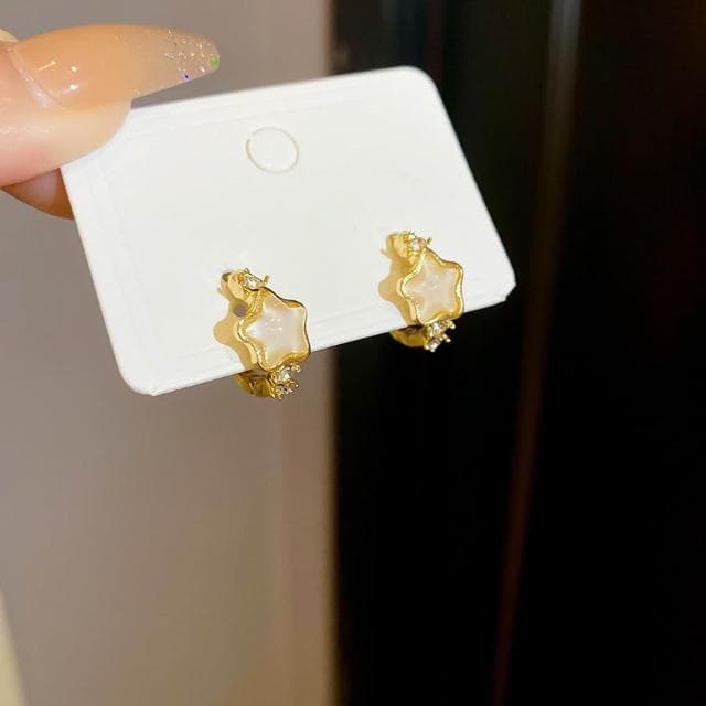正韓 氣質可愛閃鑽樹脂星星耳扣
