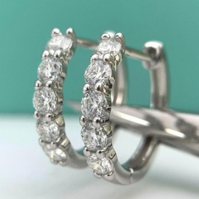 【米蘭精品】現貨+預購 頂級莫桑鑽石耳環925純銀女銀飾(圓形排鑽耳扣女飾品74lr58)