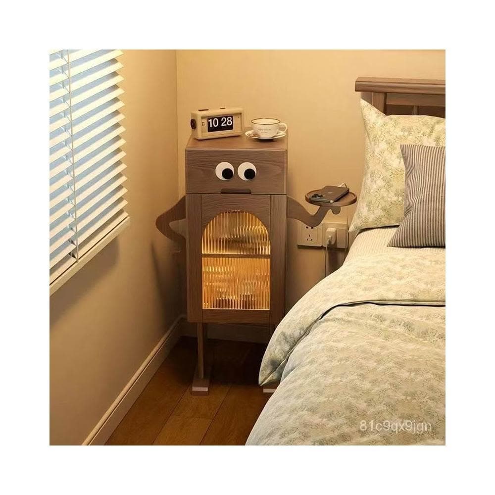 免運 創意木質家具 喬遷禮物 冬木機器人床頭櫃帶燈全實木邊幾側邊櫃客廳電視置物櫃創意床頭櫃 大眼睛叉腰床頭櫃 木邊幾