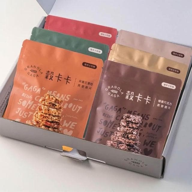 【GRANOLA GAGA 穀卡卡】【2025中秋限定禮盒】燕麥脆片隨手包禮盒 50gx6包 -6入組 (高纖低卡/植物蛋白/零嘴餅乾/中秋禮盒/送禮)