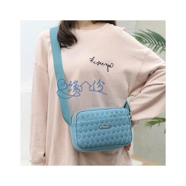 菱格紋繡線尼龍側背包 斜背包 小方包 淑女包 單肩包 情人節禮物【緣份小屋】