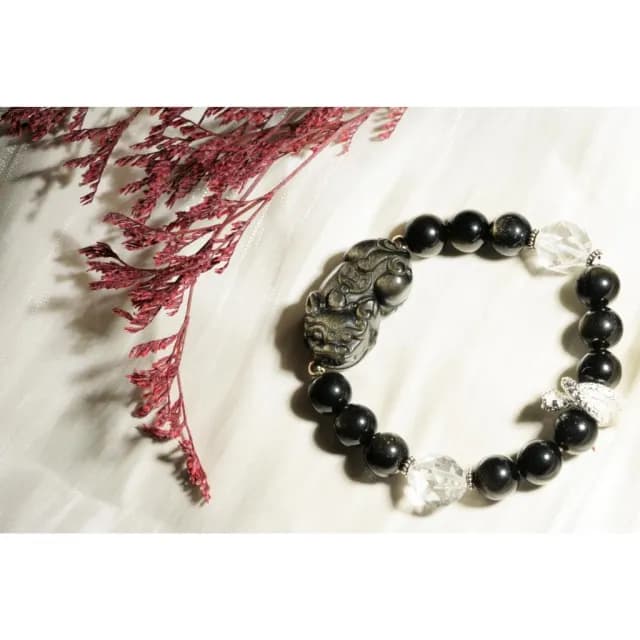 茱莉手作工作室 |避邪擋煞招財咬錢| 天然金曜石貔貅彈力繩手鍊 009