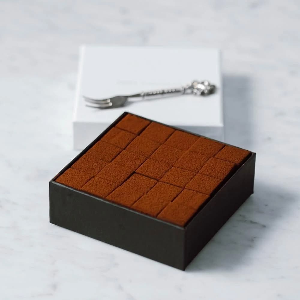 【Joyce Chocolate】經典73%生巧克力禮盒(25顆/盒)