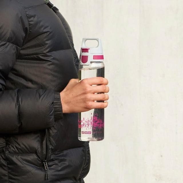 【SIGG】Tritan輕淨彈蓋水瓶 750ml (桃紅;水壺/運動水壺)