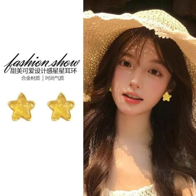 耳環黃色星星耳夾女無耳洞耳環新款藝術生小眾設計感甜美可愛日常輕盈精緻輕奢高級韓國不過敏看不膩超閃耳飾飾品度假風百搭禮物