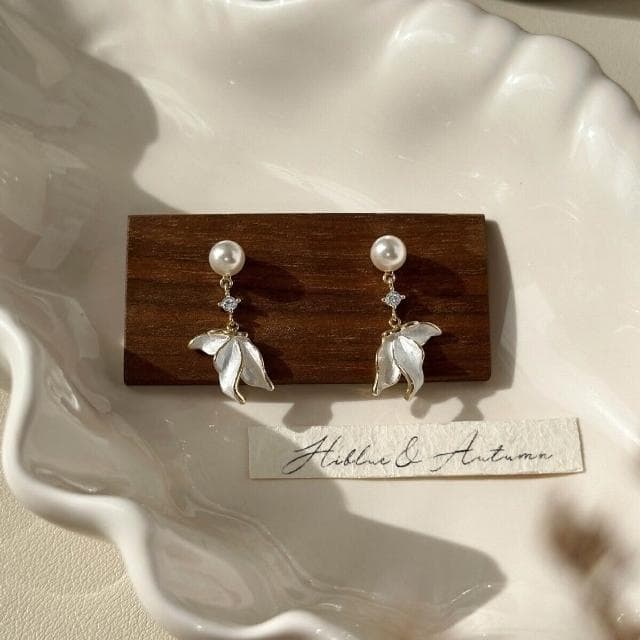 耳環 珍珠魚尾小流蘇耳環耳墜女秋冬新款輕奢高級感耳飾 不過敏看不膩超閃耳環耳飾飾品不褪色百搭禮物輕盈精緻輕奢高級韓國