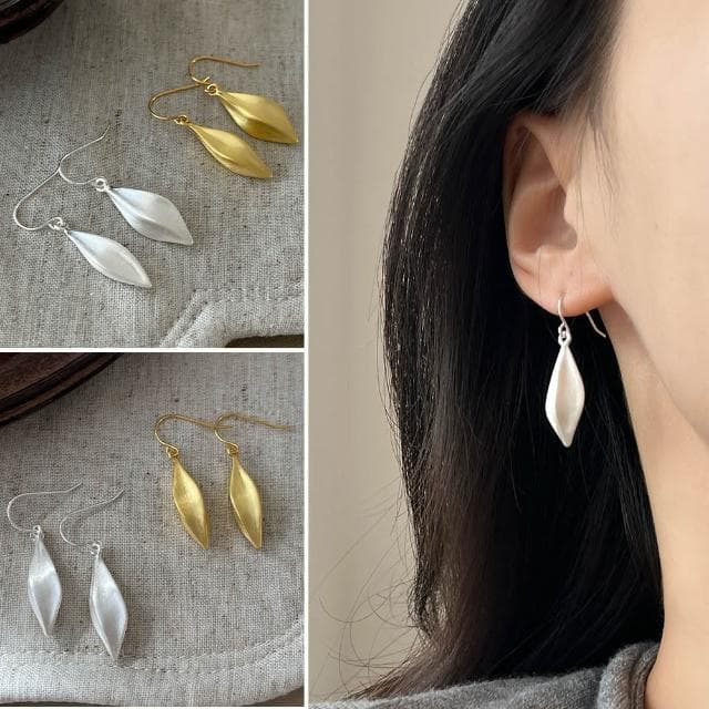 【LEESA】氣質垂墜耳飾\新中式風格\葉子設計\百搭穿搭\葉型耳環\新中式\氣質耳環\穿搭加分\百搭風格