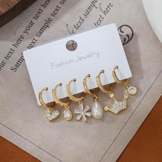 Miss Si【現貨速發】花瓣珍珠愛心皇冠  一卡三對套裝耳環 套組 微鑲鋯石 精質輕奢華麗 養耳 耳飾氣質耳扣 百搭