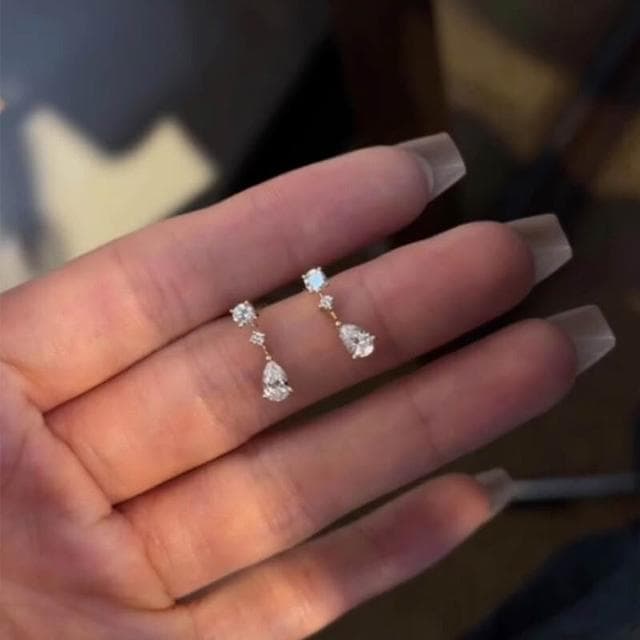 耳環千金感法式爆閃锆石水滴吊墜耳釘輕奢感簡約氣質耳飾女精致耳環耳釘耳飾女生耳環法式耳環流行百搭耳釘生日禮物貼耳耳環