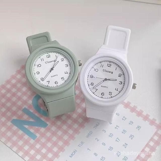 小李甄選  ins高顔值奶茶色手錶女初高中學生韓版簡約指針式小衆考試用石英