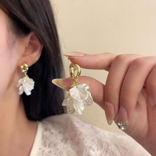 滿188出貨 韓系珍珠鋯石耳環 耳夾 無耳洞 耳針 夾式耳環 盤蚊香耳夾 耳飾 耳扣 飾品 金色銀色耳環 925銀-10