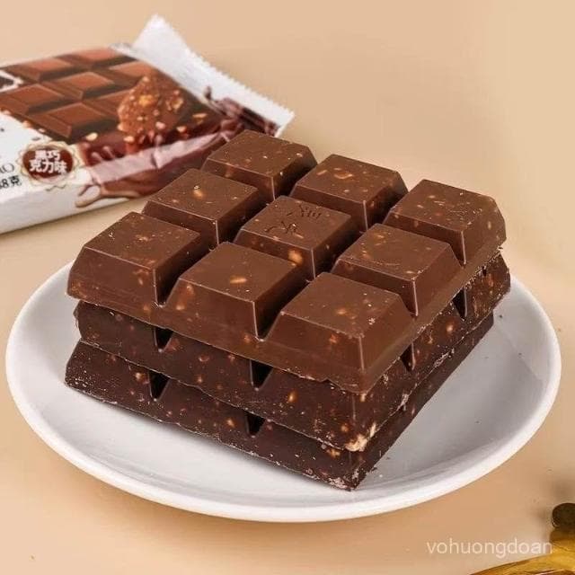 心心相印 靈光西餐廳堅果脆巧巧克力代可可脂牛奶黑巧克力味節日禮物小零食