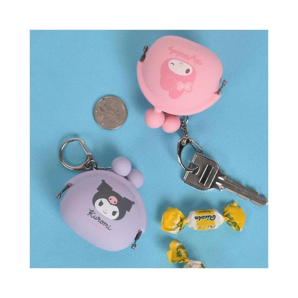 【SANRIO 三麗鷗】三麗鷗 美樂蒂 酷洛米 矽膠 鑰匙圈 零錢包吊飾 小物收納 POCHI BABY 日本正版 該該貝比日本精品
