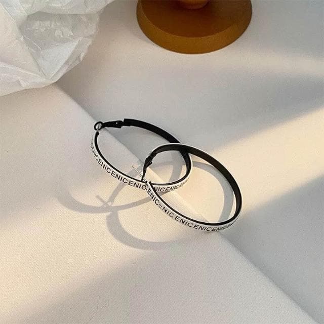 耳環皮革豹紋質感大耳圈銀針簡約小眾秋冬穿搭時尚耳環女氣質輕盈精緻輕奢高級韓國不過敏看不膩超閃耳環耳飾飾品配禮服百搭禮物