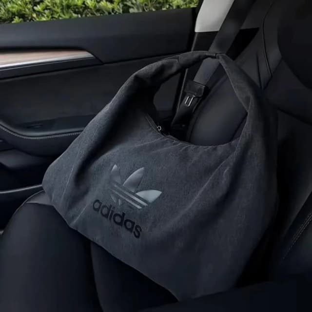 【adidas 愛迪達】<現貨>Adidas Originals logo 大容量 雲朵包 手提包 小錢包 牛仔黑 牛仔藍