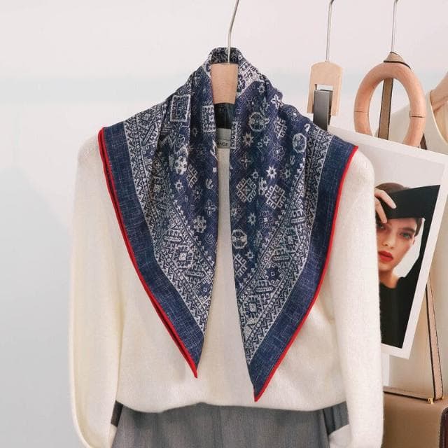 比比優 藏青色真絲絲巾女5新秋季冬羊毛小方巾羊絨圍巾藍色薄系脖