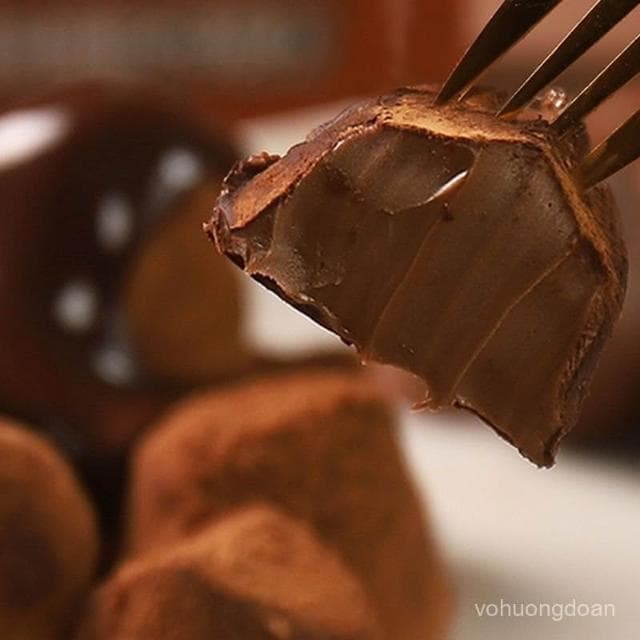 心心相印 【2.2萬次迴購】迷語鬆露禮盒228g純可可脂黑巧克力節日禮物學生宿捨零食盒裝網紅