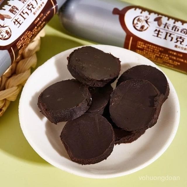 心心相印 韻之燕生巧克力火腿腸鬆露巧克力香腸可可脂黑巧克力糕點零食批髮