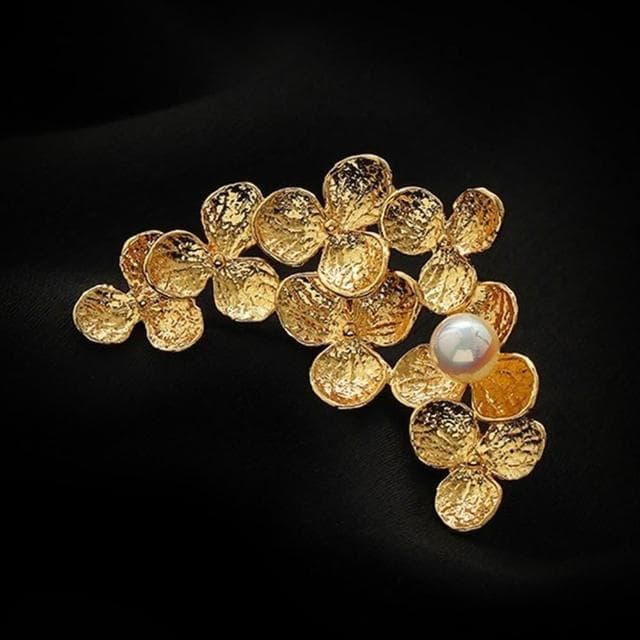 【EMMA SUE】女髮飾 手工胸針 珍珠胸針 造型別針 小眾飾品 胸針 別針 胸花 收腰別針 包包飾品 生日禮物 優雅胸針 圍巾扣 