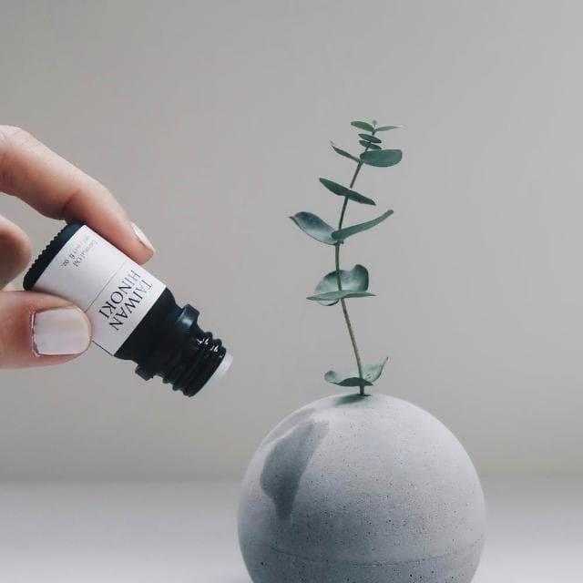 灰調 PLANET 小星球｜水泥擴香石花器 + 純天然精油3件組