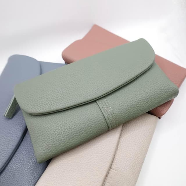 柔軟皮革線紋掀蓋長夾 隱形磁扣 多卡位錢包 女用皮夾 多功能長夾 119736