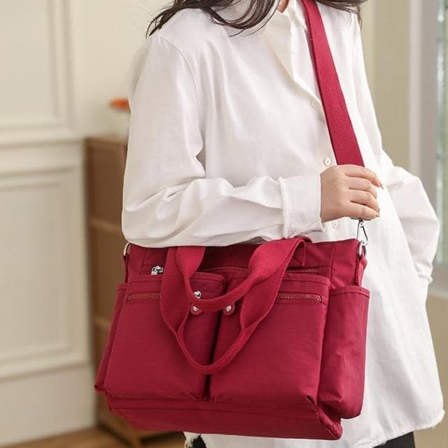 【LEESA】尼龍肩背包\包包\大容量托特包\女生包包\休閒側背包\生日禮物\媽媽包\多格層包包\送禮