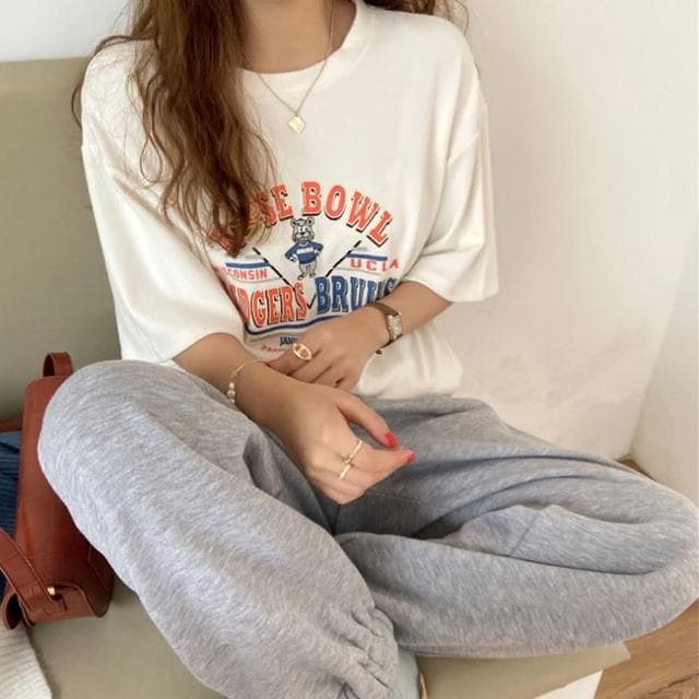 【LEESA】短袖T恤\美式短t\純棉上衣\白色短袖\女短T\設計感上衣\寬鬆\卡通上衣\落肩上衣\生日禮物\衣服\上衣\短t