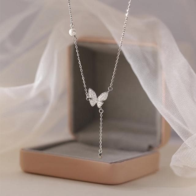 【MoonDy】蝴蝶項鍊生日禮物鋯石項鍊 項鍊 飾品 配件 純銀項鍊 鉑金項鍊 銀飾 銀項鍊 女朋友生日禮物