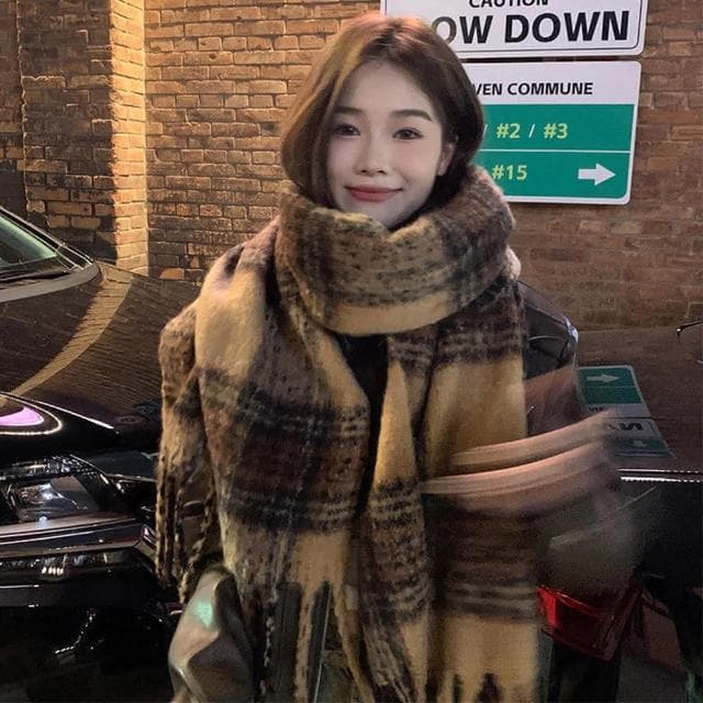 【KT DADA】馬海毛圍巾 棕色圍巾 格子圍巾 流蘇圍巾 仿羊絨圍巾 美拉德 高級感 加厚圍脖 披巾 圍脖 空調披巾