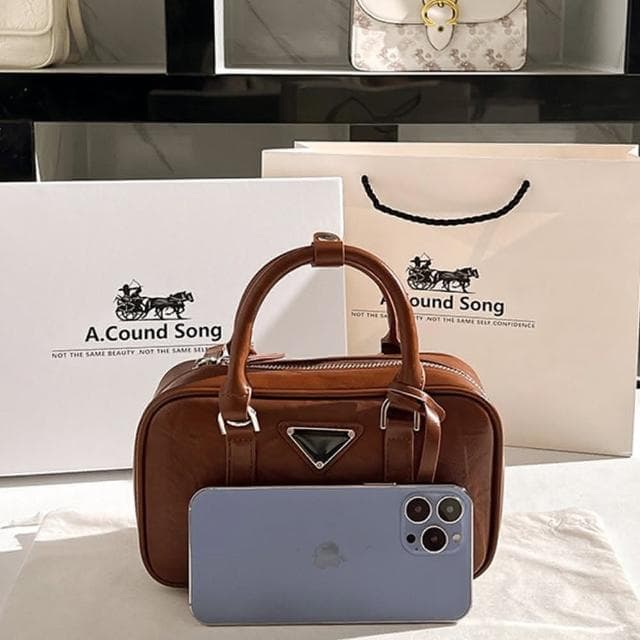 【LEEHER】女包/女生包包/寬背帶斜背包/手提斜背包/可愛包包/閨蜜禮物/生日禮物/保齡球包/復古小包包