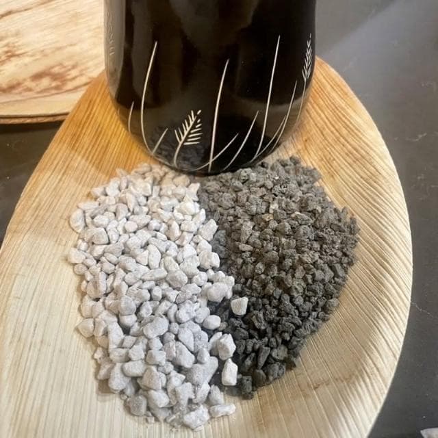 《斑啾植選》火山石｜黑｜紅｜1公升裝｜鋪面｜排水性｜混合土壤｜酸鹼值｜觀葉植物｜多肉｜盆栽｜介質
