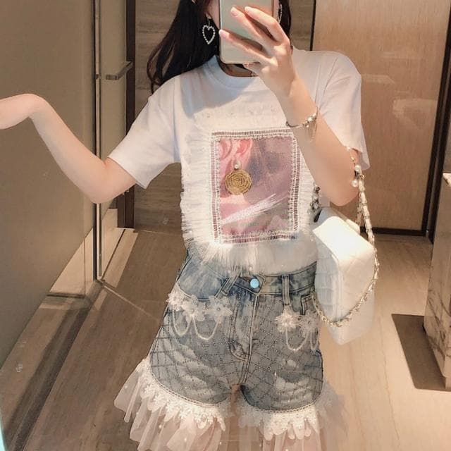 【BBHONEY】韓風 釘珠蕾絲花邊相片T 女孩 耳飾設計 短袖上衣(網美必備款)