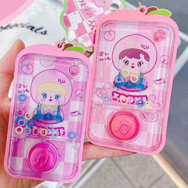 桃子 懷舊 套圈圈 遊戲吊飾 吊飾 禮物 玩具 模型 吊飾 掛件 鑰匙圈 水圈圈 電玩 可愛(懷舊 套圈圈)