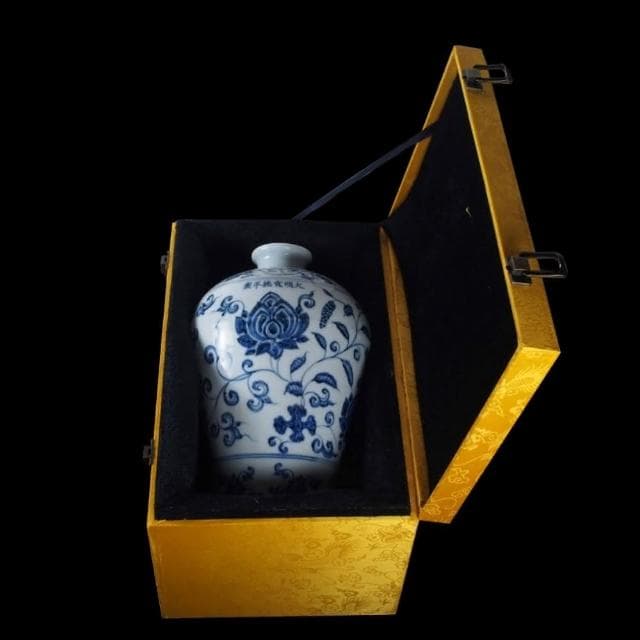 《博古珍藏》明宣德 青花纏枝蓮紋梅瓶 早期收藏 老件文物 花瓶瓷器 博物館級 附錦盒