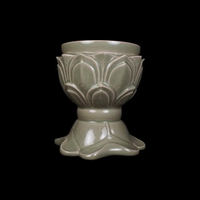 《博古珍藏》五代 越窯秘色瓷蓮花爐  早期收藏 老件瓷器  博物館級文物