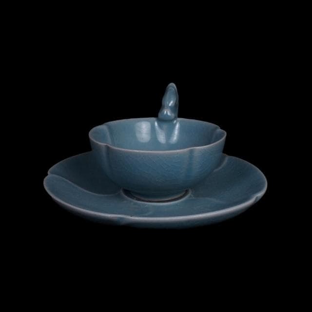 《博古珍藏》宋 汝窯天青釉獸耳盞托 早期收藏 老件茶杯瓷器 博物館級文物