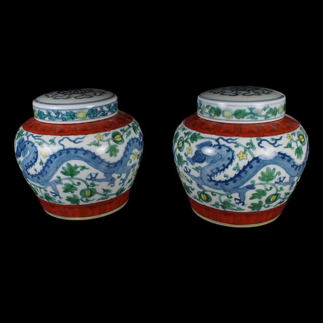 《博古珍藏》明成化 天字款 鬥彩斗彩藤瓜果龍紋蓋罐一對 早期收藏 老件茶葉罐瓷器