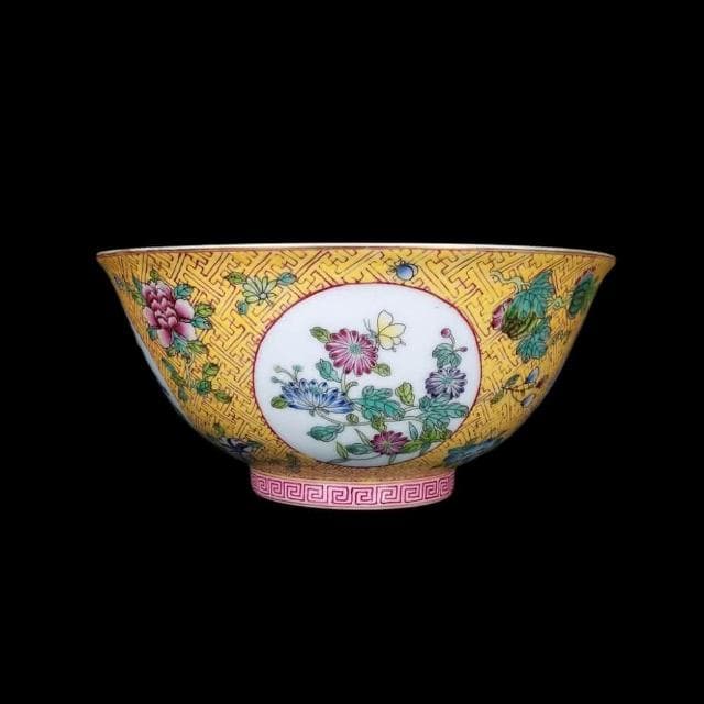 《博古珍藏》清乾隆 黃地粉彩開光四季花卉紋宮碗 宮廷珍藏 老件文物瓷器 附錦盒