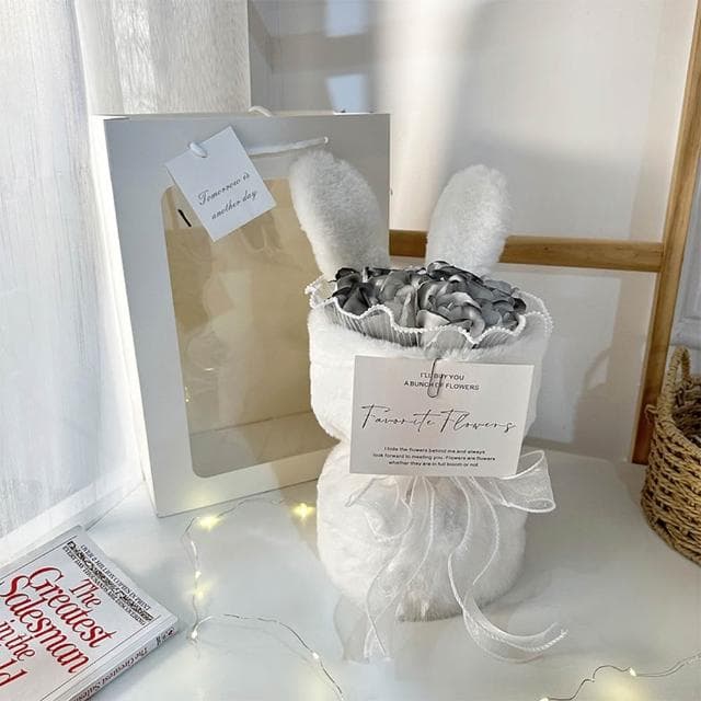 【Warm House Decor 暖和家居】可愛兔耳永生花束 (11朵玫瑰香皂花 毛絨花束 玫瑰花束 告白 情人節 香皂花 七夕 告白禮物 花束)