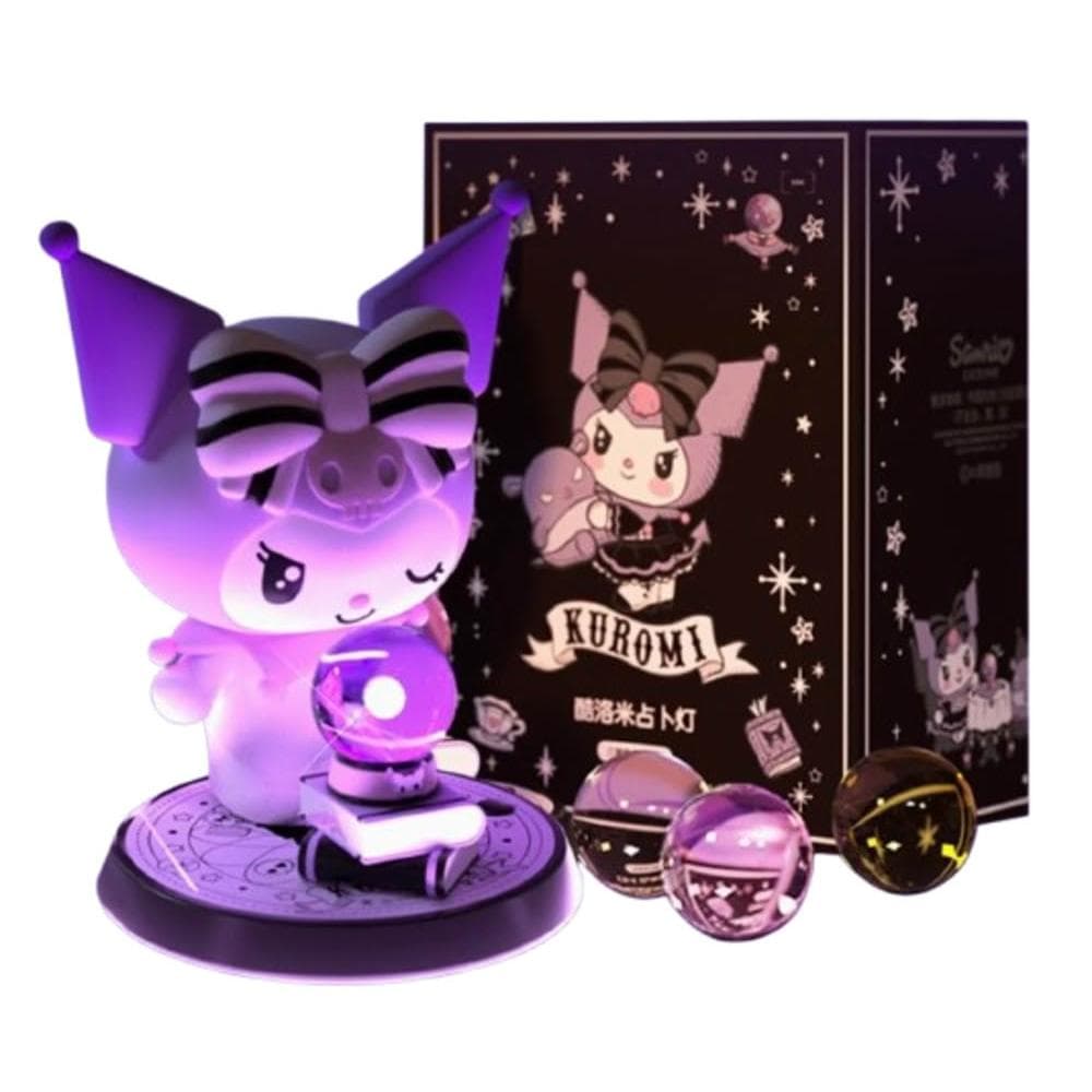 【SANRIO 三麗鷗】庫洛米水晶球占卜小夜燈 (3D立體造型 床頭小夜燈 占卜 算命 運氣 卡羅牌 水晶球 小夜燈 手辦 公仔 擺件 玩具 兒童夜燈 臥室裝飾 送禮 生日禮物 交換禮物 聖誕禮物)