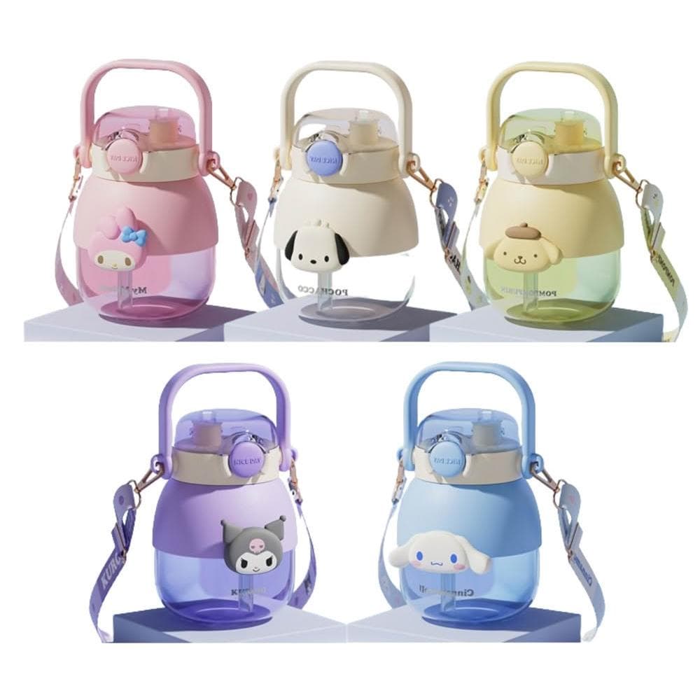 【SANRIO 三麗鷗】雙飲大肚杯 1050ml ( 正版授權 運動水壺 兒童水壺 大容量水瓶 隨身水壺 隨身杯 母嬰Tritan材質 帕恰狗 美樂蒂 布丁狗 大耳狗 庫洛米 水杯茶杯 保溫 保溫杯 送禮 生日禮物 交換禮物 聖誕禮物)105