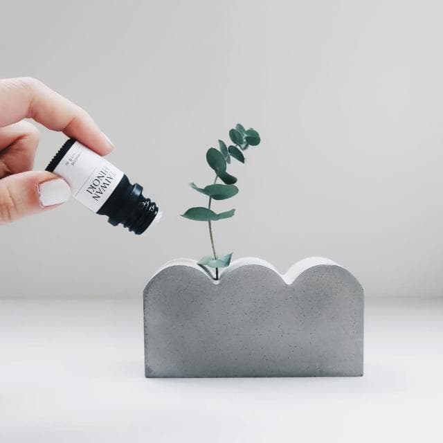 灰調 MOUNTAIN 小山｜水泥擴香石花器 + 5ml 純天然單方精油3件組