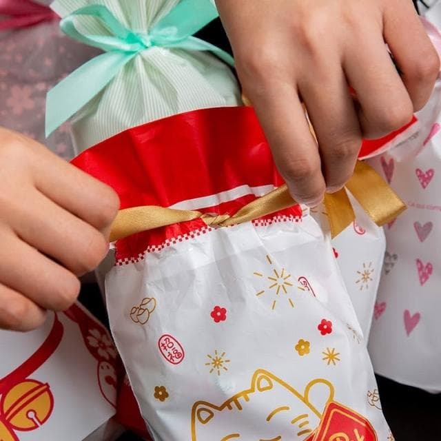 禎巧妙 台灣現貨 束口袋 新年 過年 春節 束口袋 抽繩袋 福袋 餅乾袋 生日派對 包裝袋子 婚禮小物 拉繩袋 喜糖袋 緞帶 蝴蝶結 糖果