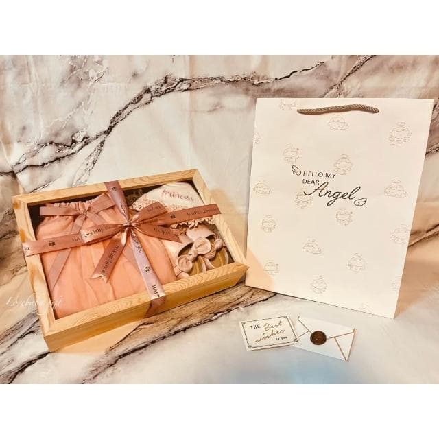 女寶寶禮盒 洋裝系列．夢幻粉橘紗裙～彌月禮盒·滿月禮·嬰兒禮盒·新生兒禮盒·滿月禮盒·彌月禮·寶寶禮盒·女寶禮物