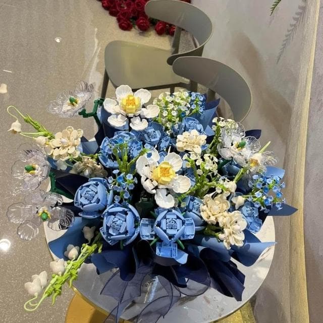 中国积木玫瑰花抱抱桶花束拼装玩具永生花桌面摆件女朋友生日礼物
