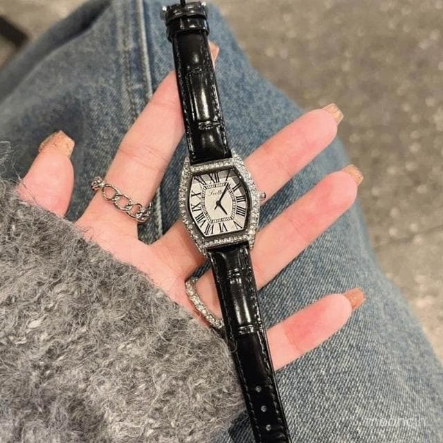 偉偉錶錶 新款手錶女輕奢ins高級感滿天星法式小衆手錶防水小錶盤石英腕錶