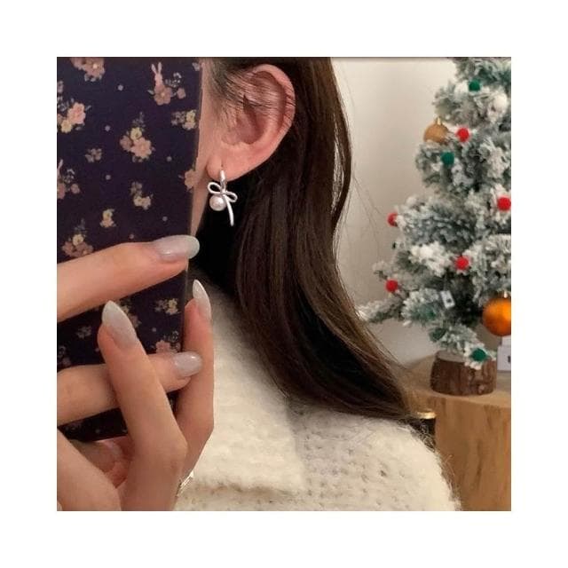 【FEE BABY】【Fee現貨2色】925純銀耳針芭蕾風白珍珠蝴蝶結耳釘🔥耳針 耳環 配飾 珍珠光 耳飾 復古輕奢 女生飾品 韓系耳環